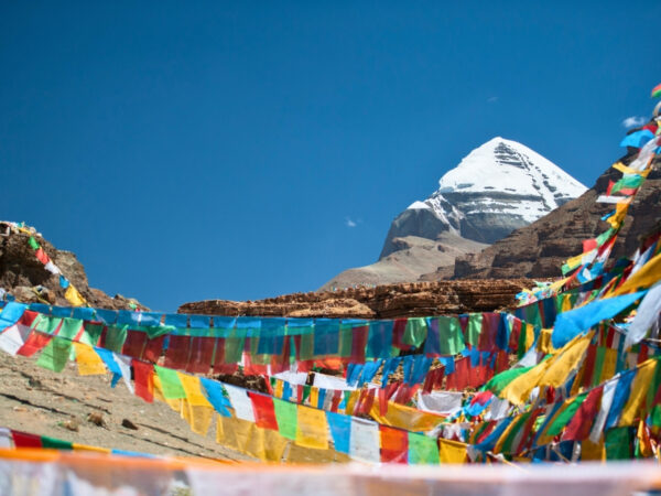 Divine Kailash Mansarovar Helicopter Yatra